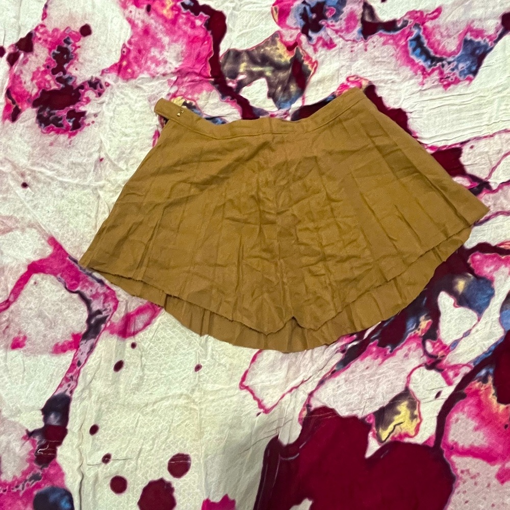 tan micro mini skirt - Picture 2 of 2